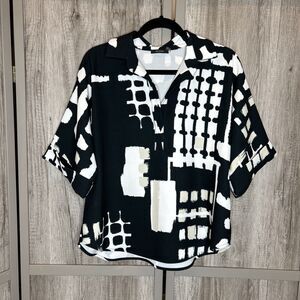 Natori Blouse Top Black White Beige Career Elegant 3/4 Sleeve Size M